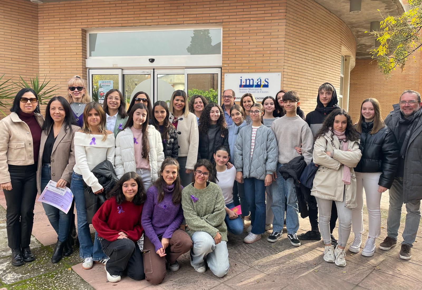 El Corto No Me Vengas Con Cuentos Del Ies Universidad Laboral Gana El